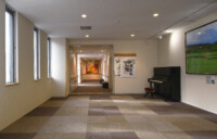 増築外来エリアへと続く「アカシアホール」